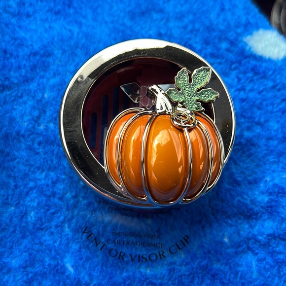 Pumpkin Car Fragrance vent/visor clip 2pk - Picture 2 of 3